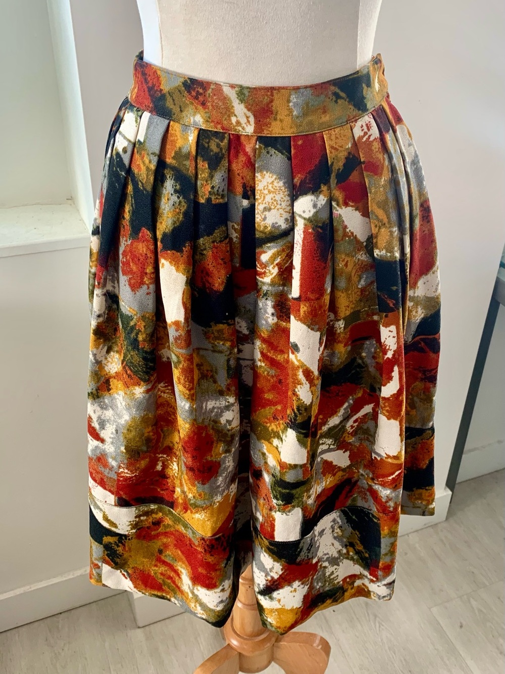 βοΈChelsea and Theodore Abstract Print Full Midi Skirt in Multi-ColorsβοΈ